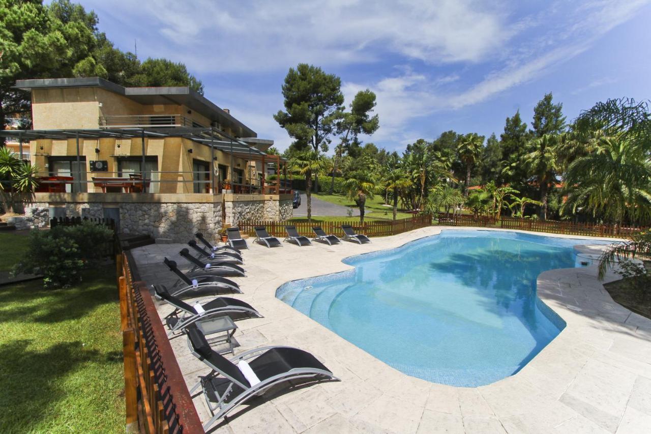 New Play Lake Villa Σαλού Εξωτερικό φωτογραφία